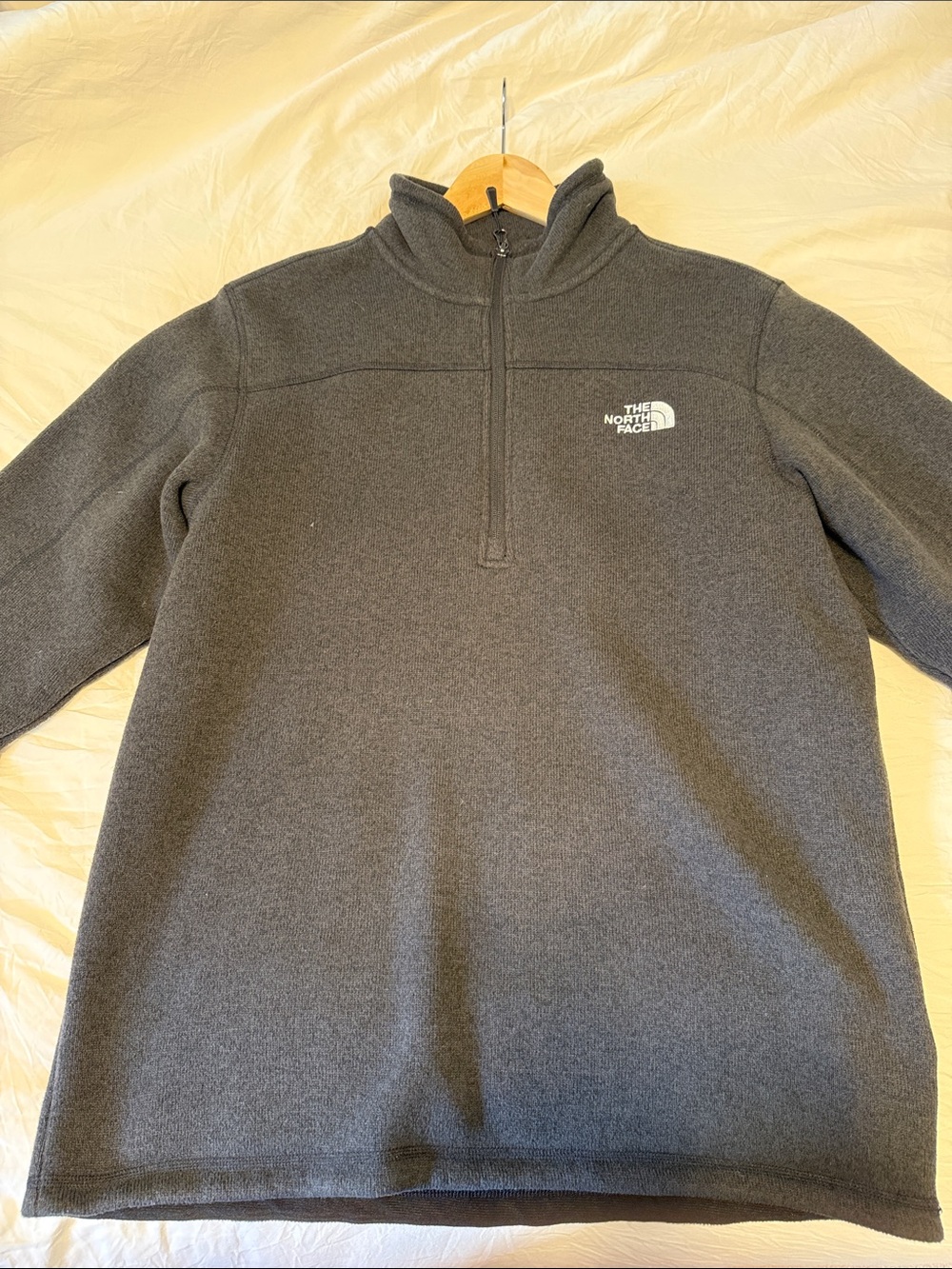 The North Face Men’s Dark Charcoal Half-Zip Fleece Pullover